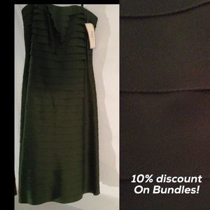 STRAPLESS FORMAL GREEN GOWN DRESS - NWT